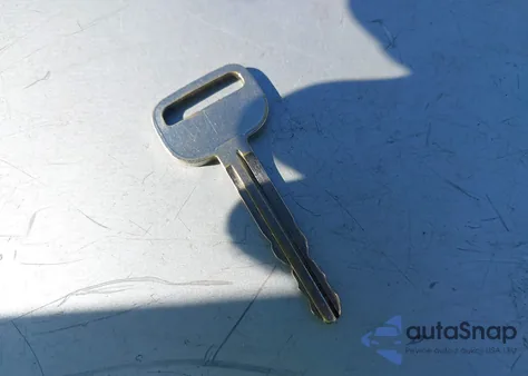 2005 Toyota Camry Le z USA, uszkodzony, nr VIN 4T1BE30K25U519656